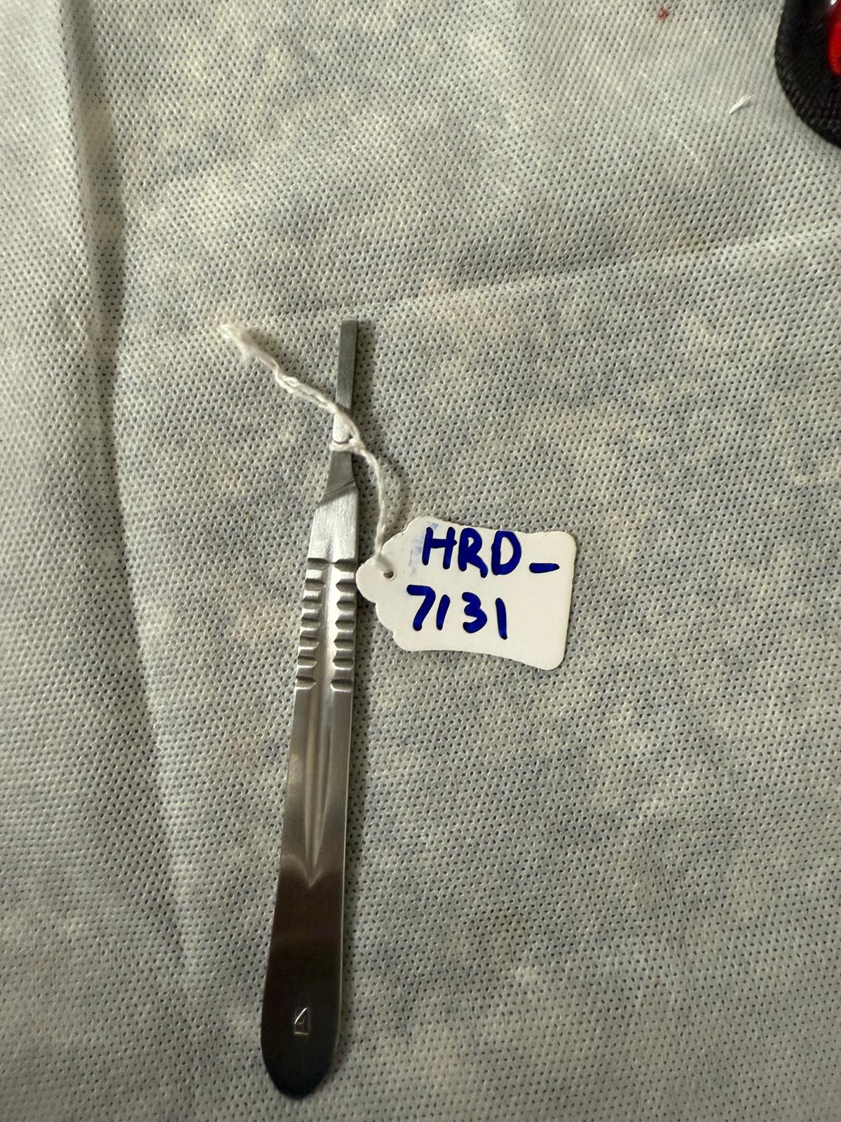 Scalpel Handle No. 3 | Bard-Parker Surgical Handle | HARDSTEEL INSTRUMENTS